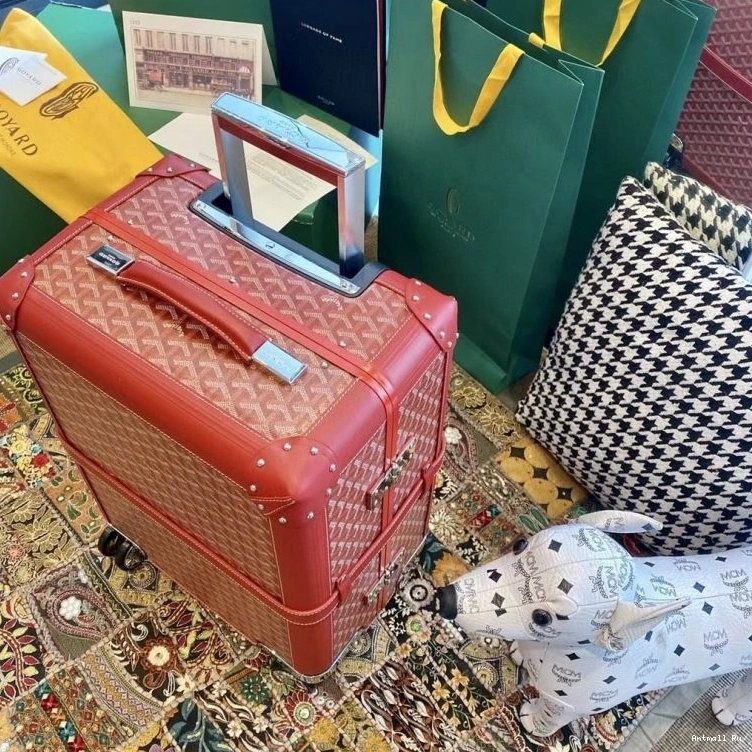 69436 Goyard Resilient Suitcase 0720